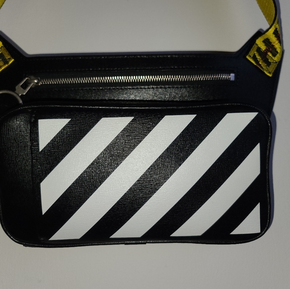 Off-white Saffiano leather diagonal stripes bag - Picture 8 of 8